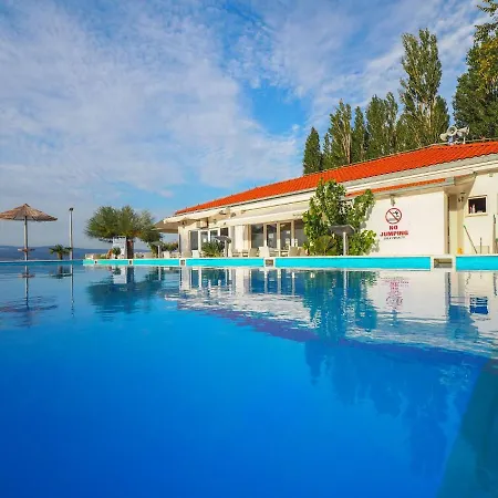 Mediteran Travel Mobile Homes Galeb 3* Omiš