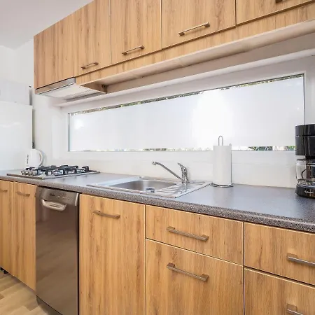 Mediteran Travel Mobile Homes Galeb 3* Omiš