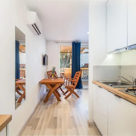 Mediteran Travel Mobile Homes Galeb Kompleks wypoczynkowy 3*