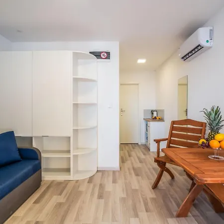 Mediteran Travel Mobile Homes Galeb Kompleks wypoczynkowy